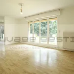 Rent 4 bedroom apartment of 99 m² in Rouen