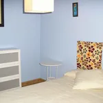 Alquilo 3 dormitorio apartamento de 95 m² en Seville']