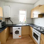 Rent 3 bedroom apartment in East Midlands