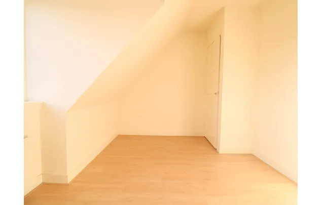 Huur 5 slaapkamer appartement van 127 m² in Leyenburg