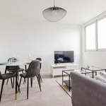 Appartement de 45 m² avec 4 chambre(s) en location à Paris