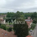 Rent 5 bedroom house of 198 m² in Treviso