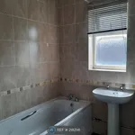 Rent 2 bedroom flat in Rotherham