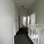 Rent 3 bedroom apartment in Wellington