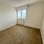 Rent 3 bedroom apartment of 65 m² in royan