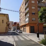 Rent 4 bedroom apartment in Valencia