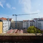 Rent a room of 180 m² in Lisbon