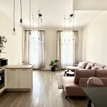 Pronajměte si 3 ložnic/e byt o rozloze 133 m² v Prague