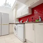 Rent 6 bedroom flat in West Midlands