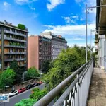 Rent 3 bedroom apartment of 100 m² in Milan