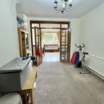 Rent 3 bedroom apartment in South East England