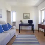 Rent 1 bedroom apartment of 50 m² in lisbon