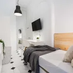 Rent a room of 140 m² in barcelona