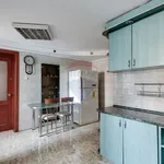 Rent 6 bedroom apartment of 250 m² in Bucharest