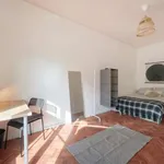 Rent a room in lisbon