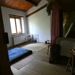 Rent 4 bedroom house of 163 m² in Urbino