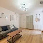 Rent 1 bedroom apartment of 54 m² in Nantes