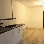 Rent 3 bedroom flat in Wales