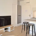 Appartement de 32 m² avec 2 chambre(s) en location à Marseille 01