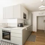 Rent 1 bedroom apartment of 484 m² in Paris