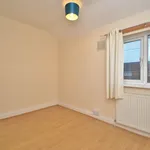 Rent 3 bedroom house in Leeds