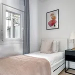 Rent 3 bedroom apartment of 84 m² in Barcelona