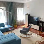 Rent 3 bedroom apartment of 92 m² in Split