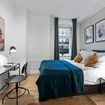 Miete 3 Schlafzimmer wohnung von 109 m² in Berlin