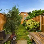 Rent 2 bedroom house in Bromley