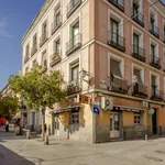 Rent a room of 125 m² in madrid