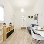 Rent a room of 100 m² in Madrid