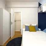 Rent a room of 102 m² in Barcelona