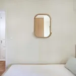 Rent a room in lisbon