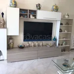 Rent 2 bedroom apartment of 90 m² in Napoli