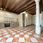 Rent 3 bedroom house of 100 m² in Venezia