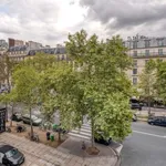 Appartement de 69 m² avec 2 chambre(s) en location à Paris