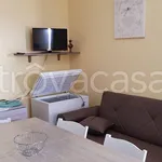 Rent 4 bedroom apartment of 40 m² in Margherita di Savoia