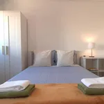 Rent 4 bedroom apartment in Lisbon