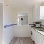 Rent 1 bedroom apartment of 538 m² in Málaga