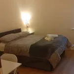 Rent a room of 80 m² in dublin