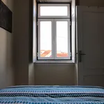 Rent 2 bedroom apartment in Lisbon