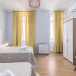 Rent 3 bedroom apartment in valencia