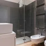 Rent 2 bedroom apartment of 40 m² in Milan