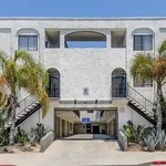 Rent 2 bedroom apartment in Inglewood