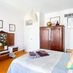 Rent 3 bedroom apartment of 120 m² in lisbon