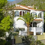 SE ALQUILA VILLA EN CALPE