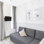 Rent 2 bedroom flat of 29 m² in London