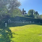 Rent 5 bedroom apartment of 190 m² in Florence