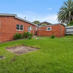 Rent 5 bedroom house in Keiraville