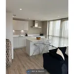 Rent 3 bedroom flat in Hull